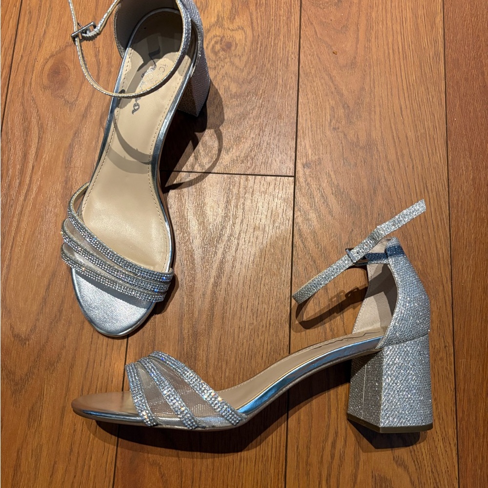 Elegant Silver glitter Block Heel Sandals